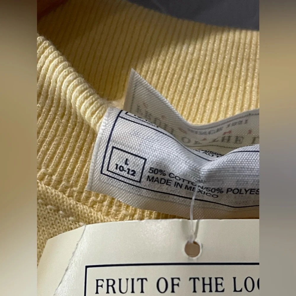 Vintage 1997 Fruit Of The Loom Pale Yellow Sweatshirt‎ 10/12